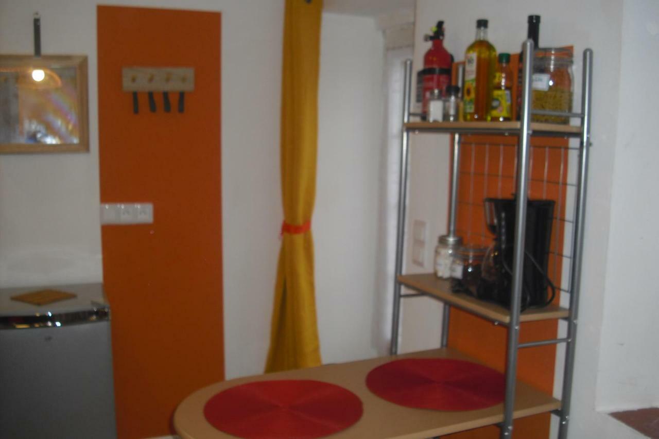 Apartamento Lou Mas Li Pitchoun "La Melonniere" Gordes Exterior foto